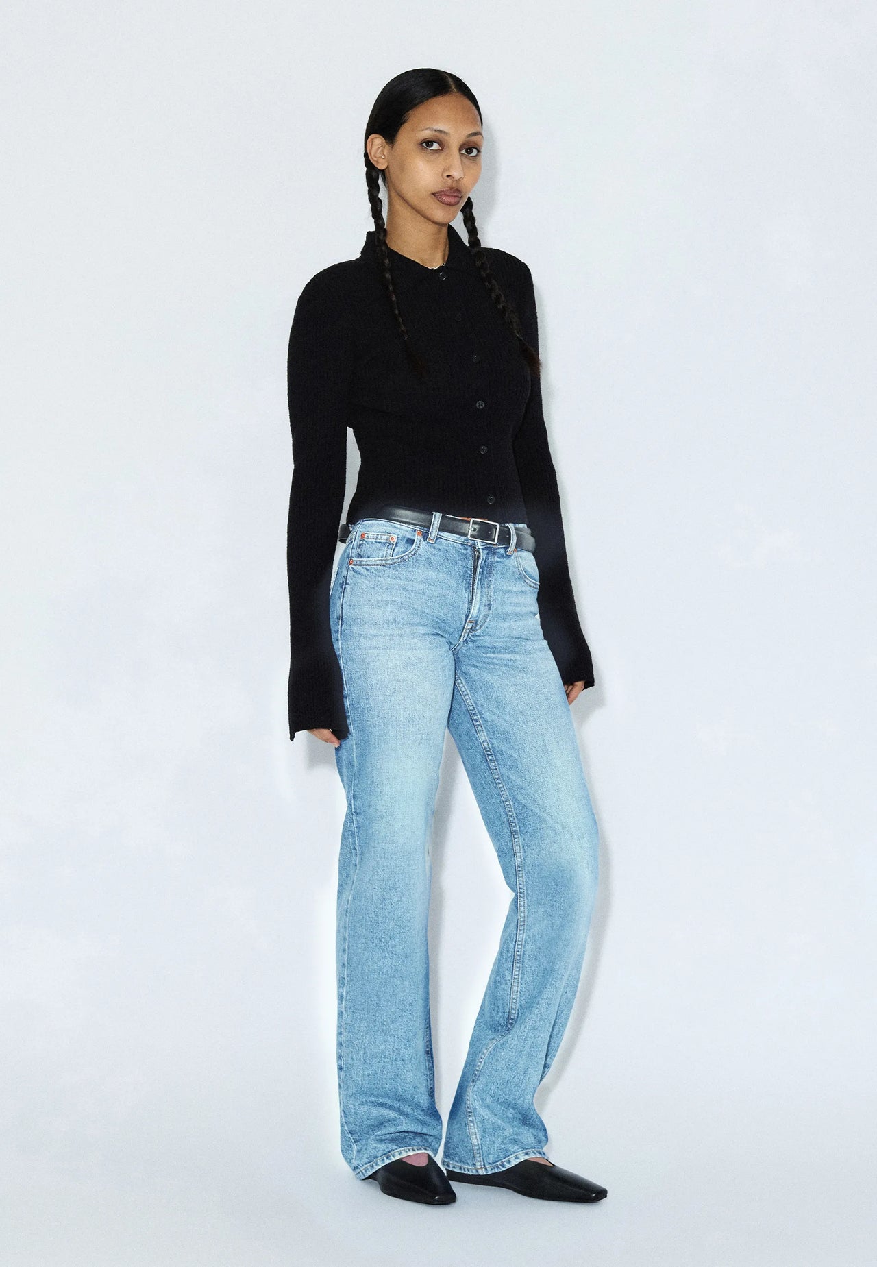 2610113L55_DrDenim_AddyMidStraight_BayLightUsedVintage_Main_W1_12