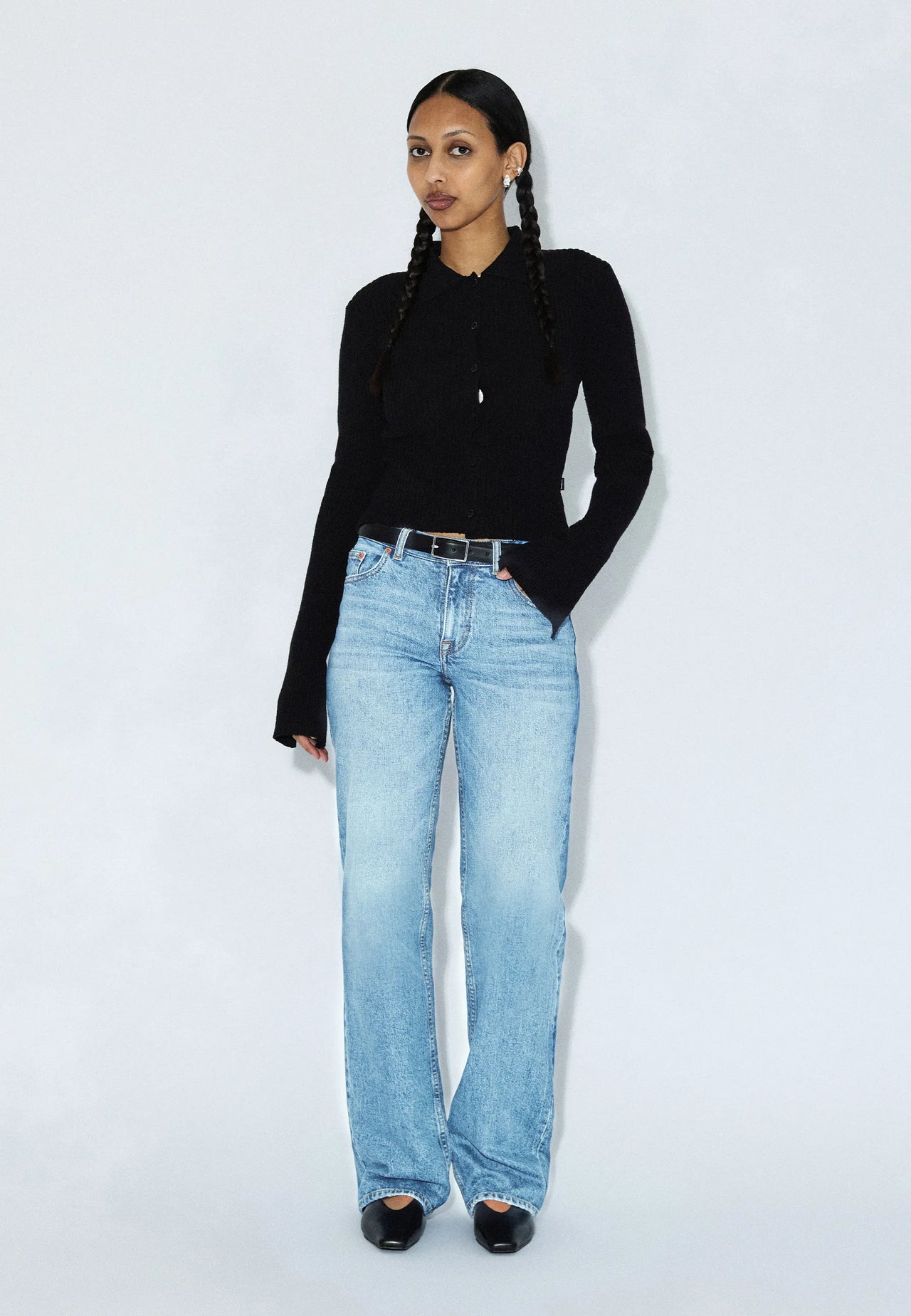 2610113L55_DrDenim_AddyMidStraight_BayLightUsedVintage_Main_W1_12