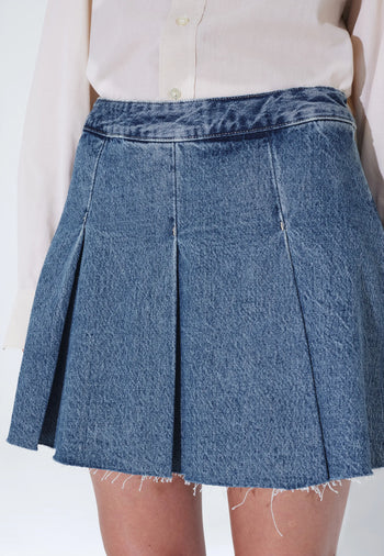 2610115M09_DrDenim_ToneSkirt_DriftSkyRetro_Main_W5_1