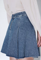 2610115M09_DrDenim_ToneSkirt_DriftSkyRetro_Main_W5_2