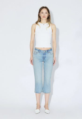 2610116L55_DrDenim_KayaLowCapri_BayLightUsedVintage_Main_W1_1