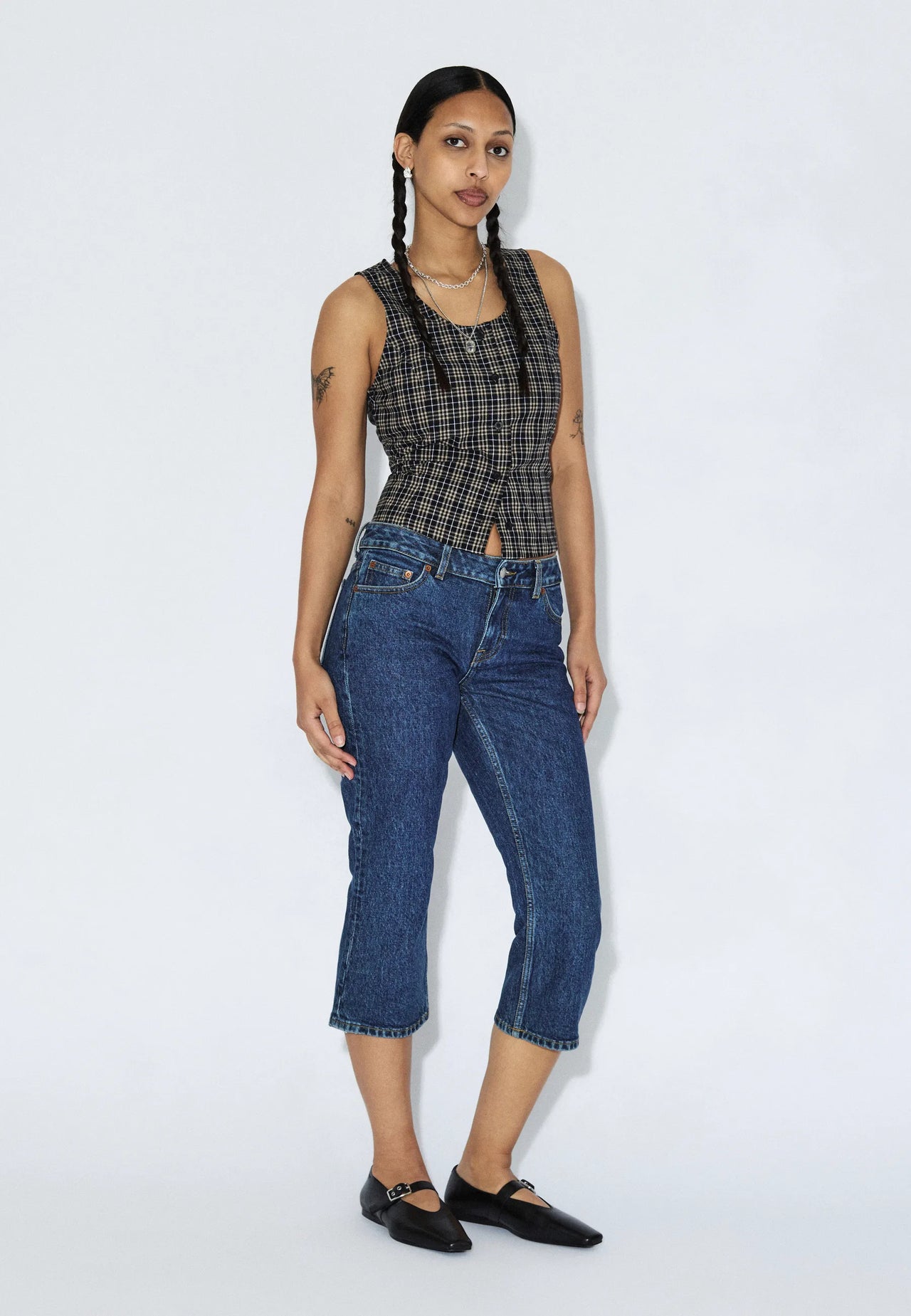 2610116L71_DrDenim_KayaLowCapri_BayDarkRetroVintage_Main_W1_1