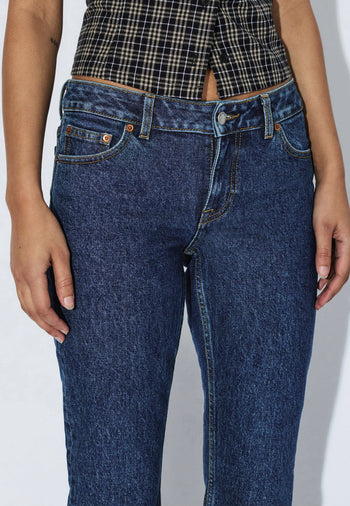 2610116L71_DrDenim_KayaLowCapri_BayDarkRetroVintage_Main_W5_1