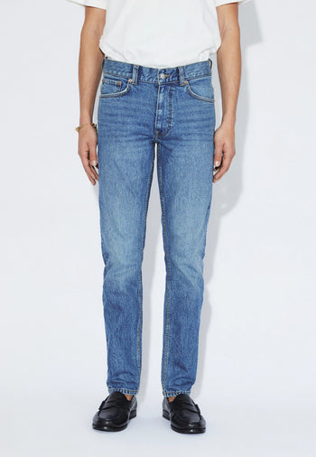 2610117L44_DrDenim_PypeSlim_BayMidUsed_Main_M3_1