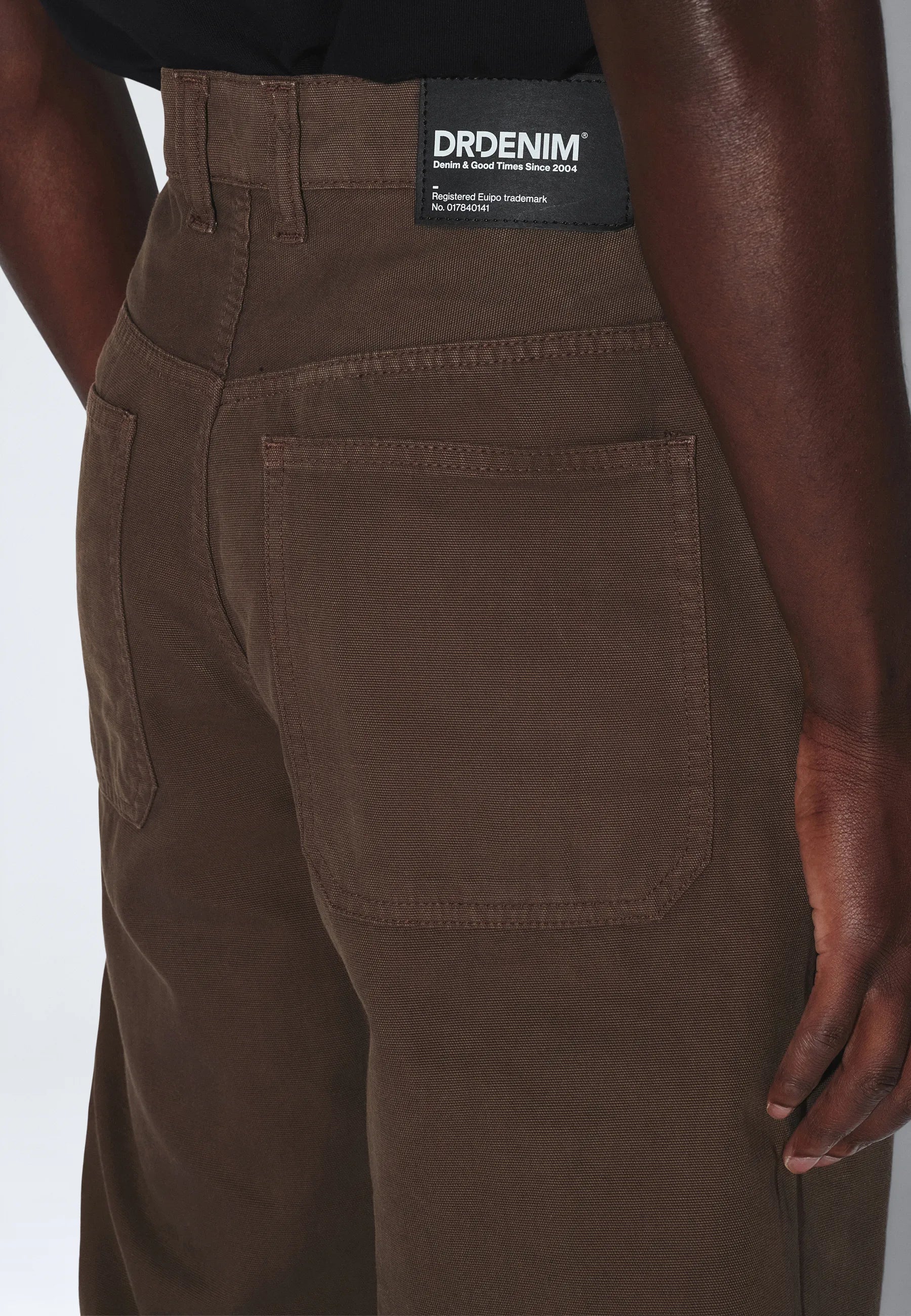 2610119BM5_DrDenim_RohPants_WashedBrown_main_M5_2