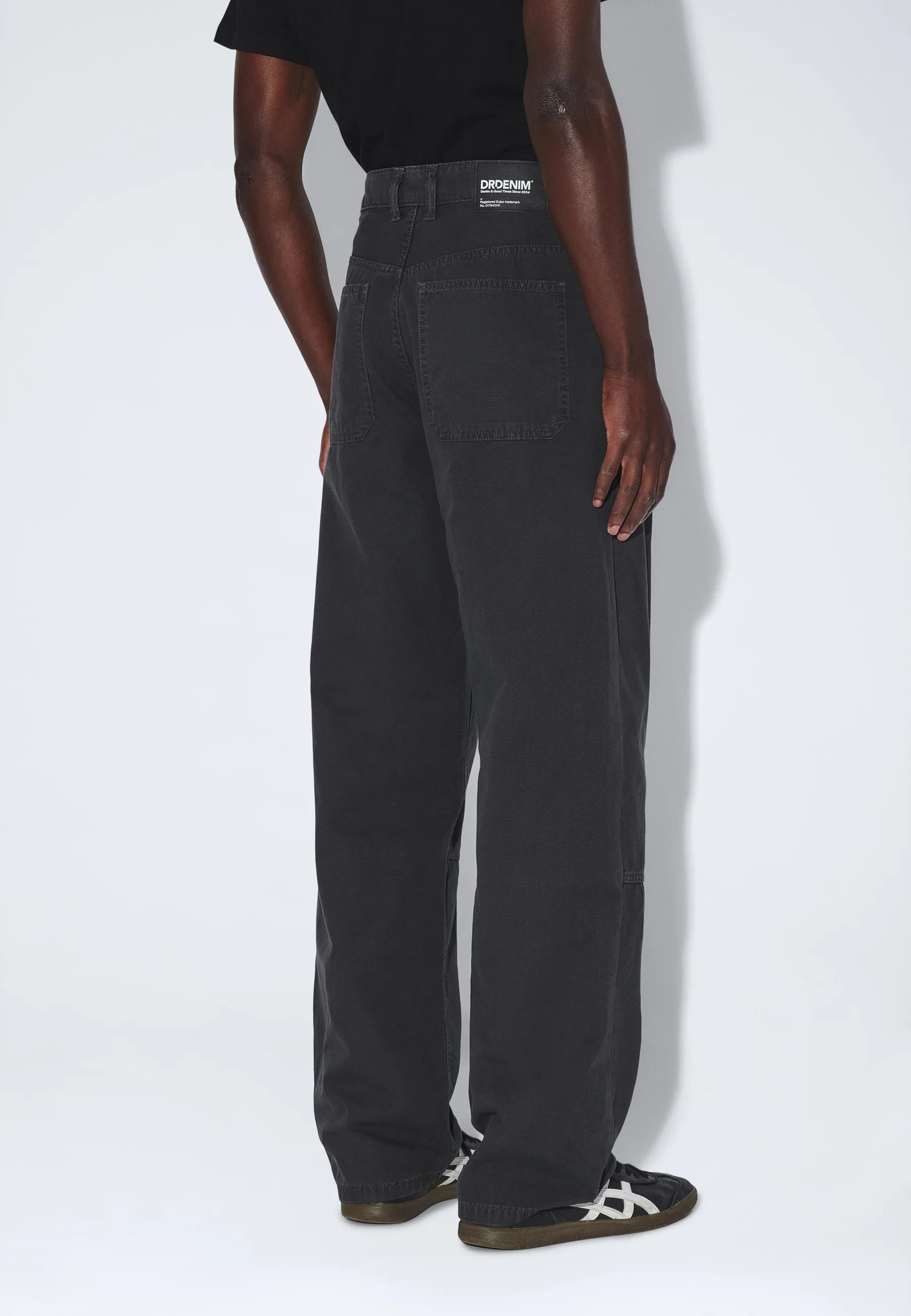 2610119T73_DrDenim_RohPants_WashedGrey_main_M4_1