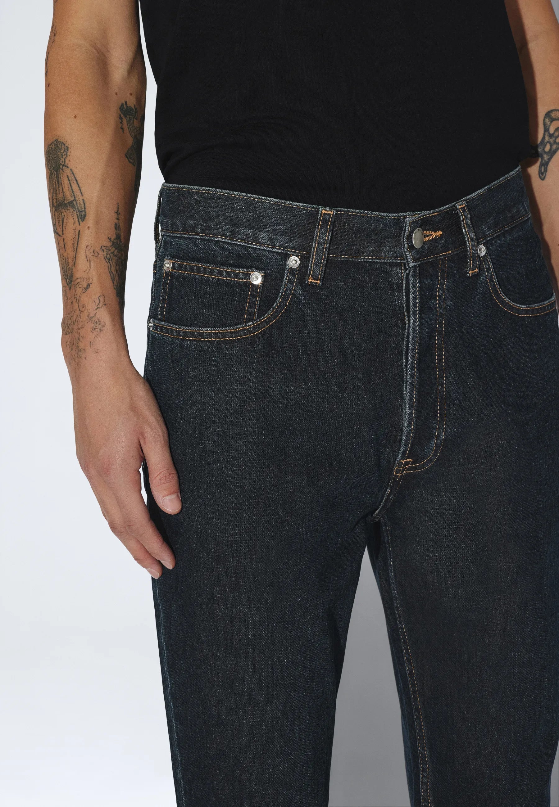 2610121M25_DrDenim_KeerickBootcut_KodiakDeepRetro_main_M5_1