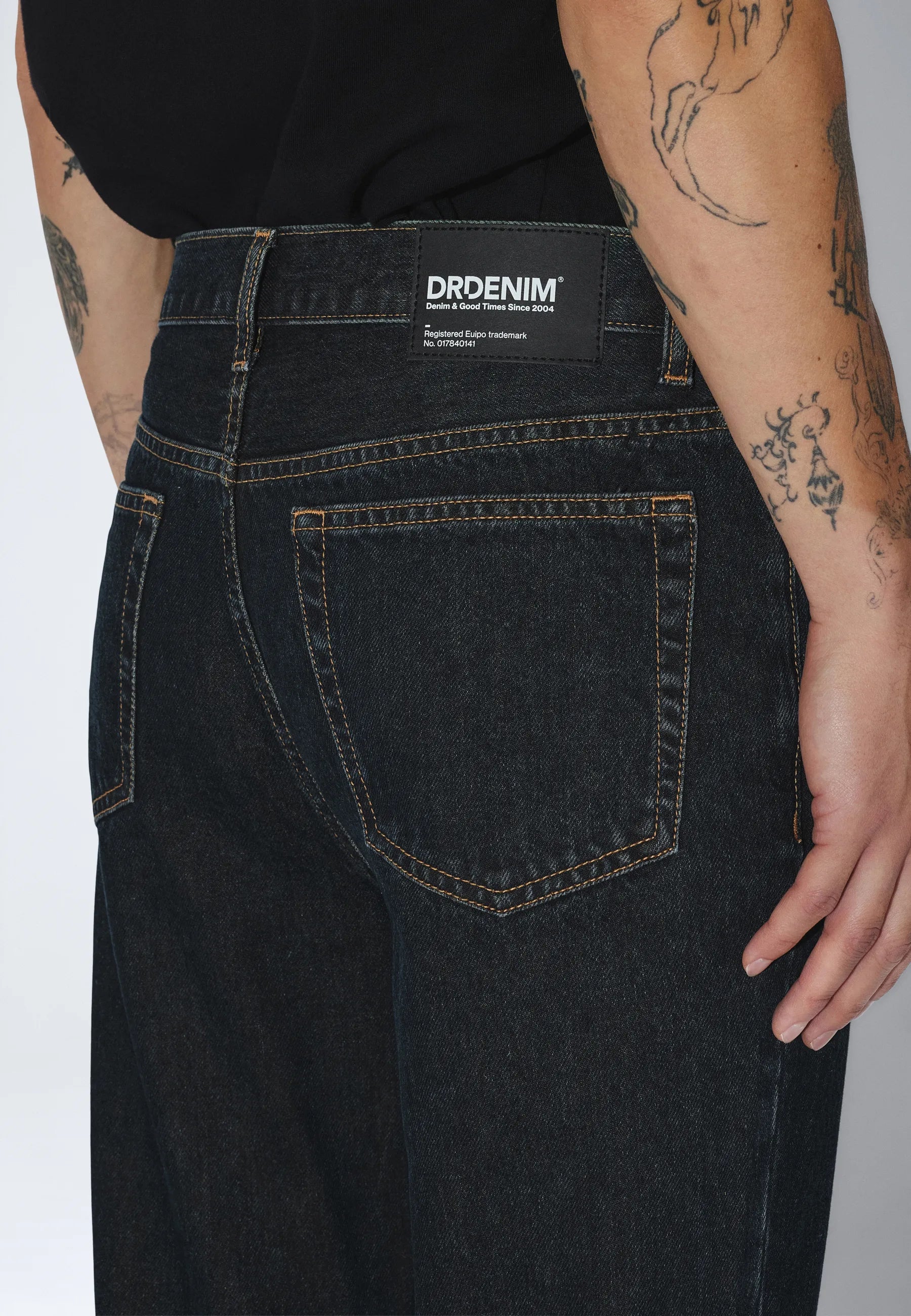 2610121M25_DrDenim_KeerickBootcut_KodiakDeepRetro_main_M5_2