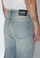 2610121M36_DrDenim_KeerickBootcut_StreamLightFadeVintage_main_M5_2