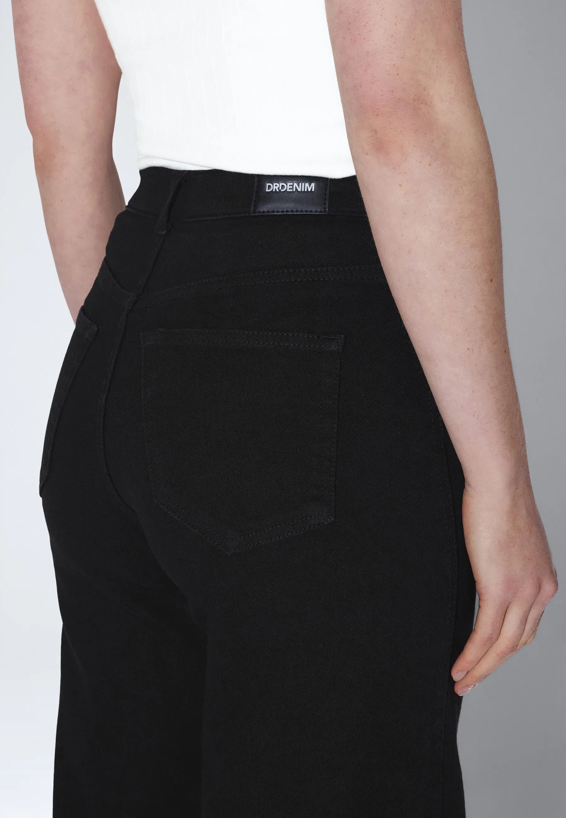 2610122099_DrDenim_ZilaHighWide_SolidBlack_main_W5_2
