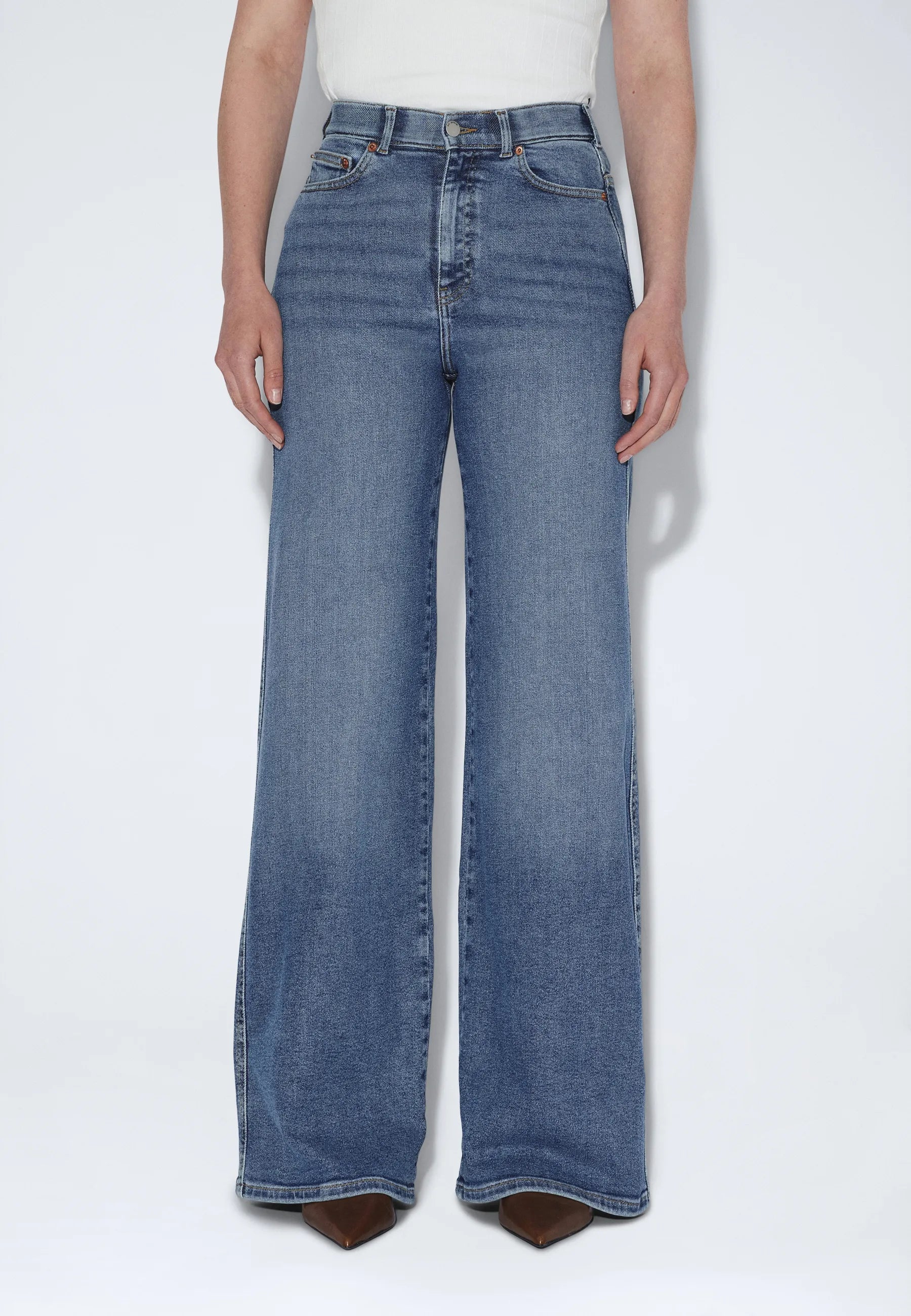 2610122J86_DrDenim_ZilaHighWide_CapeSkyUsed_main_W3_1