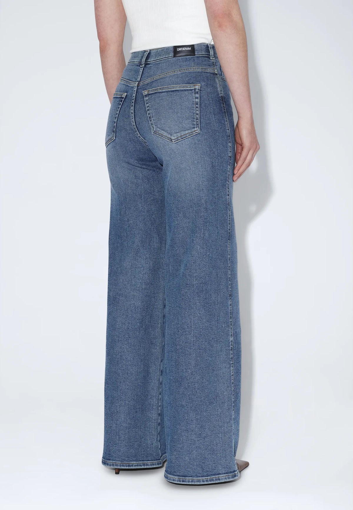 2610122J86_DrDenim_ZilaHighWide_CapeSkyUsed_main_W4_1