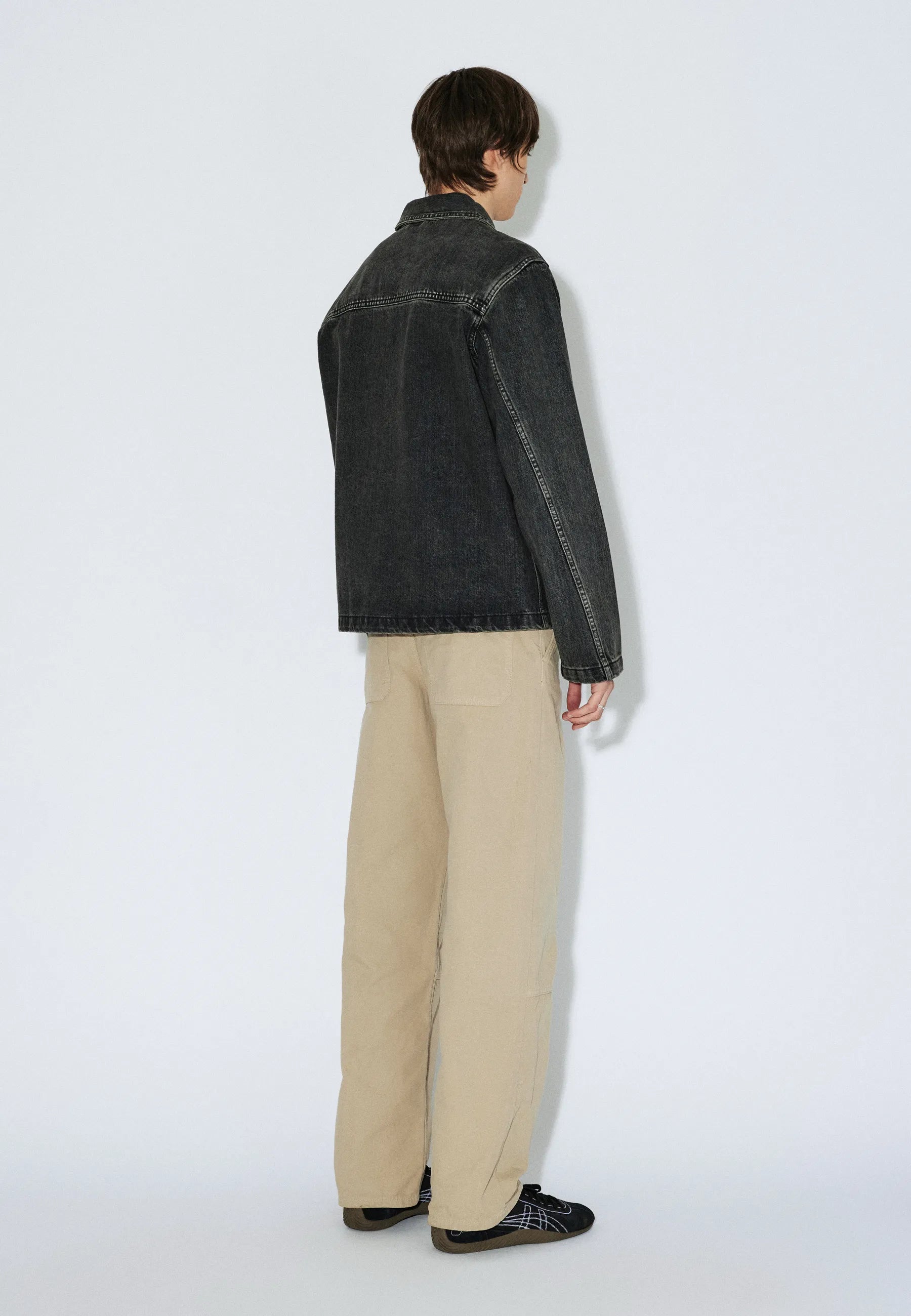 2611107V60_DrDenim_EvonWorkerJacket_AgedBlack_Main_M2_1