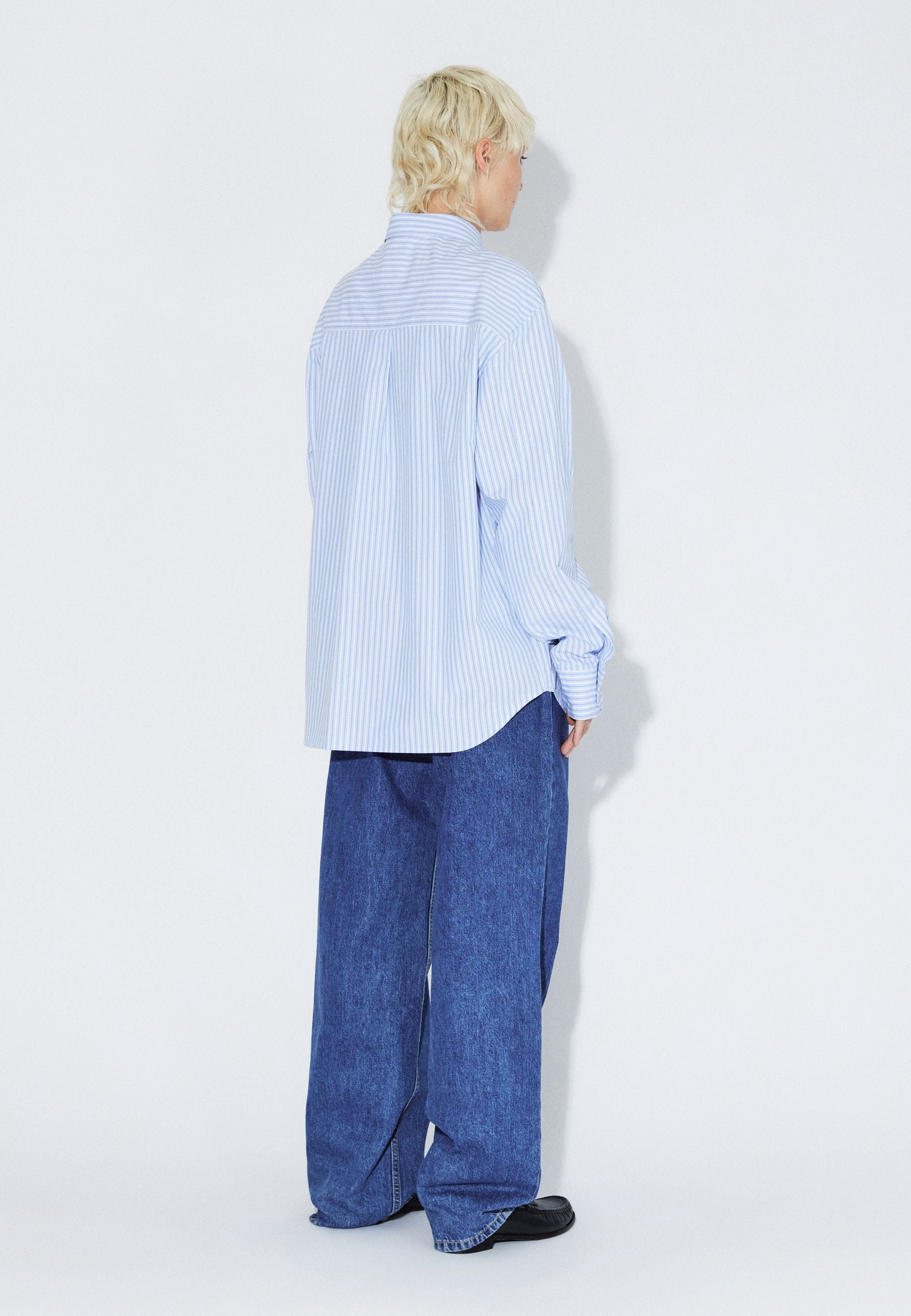 2611111BF9_DrDenim_WesShirt_LtBlueStripeDraw_Main_W2_1