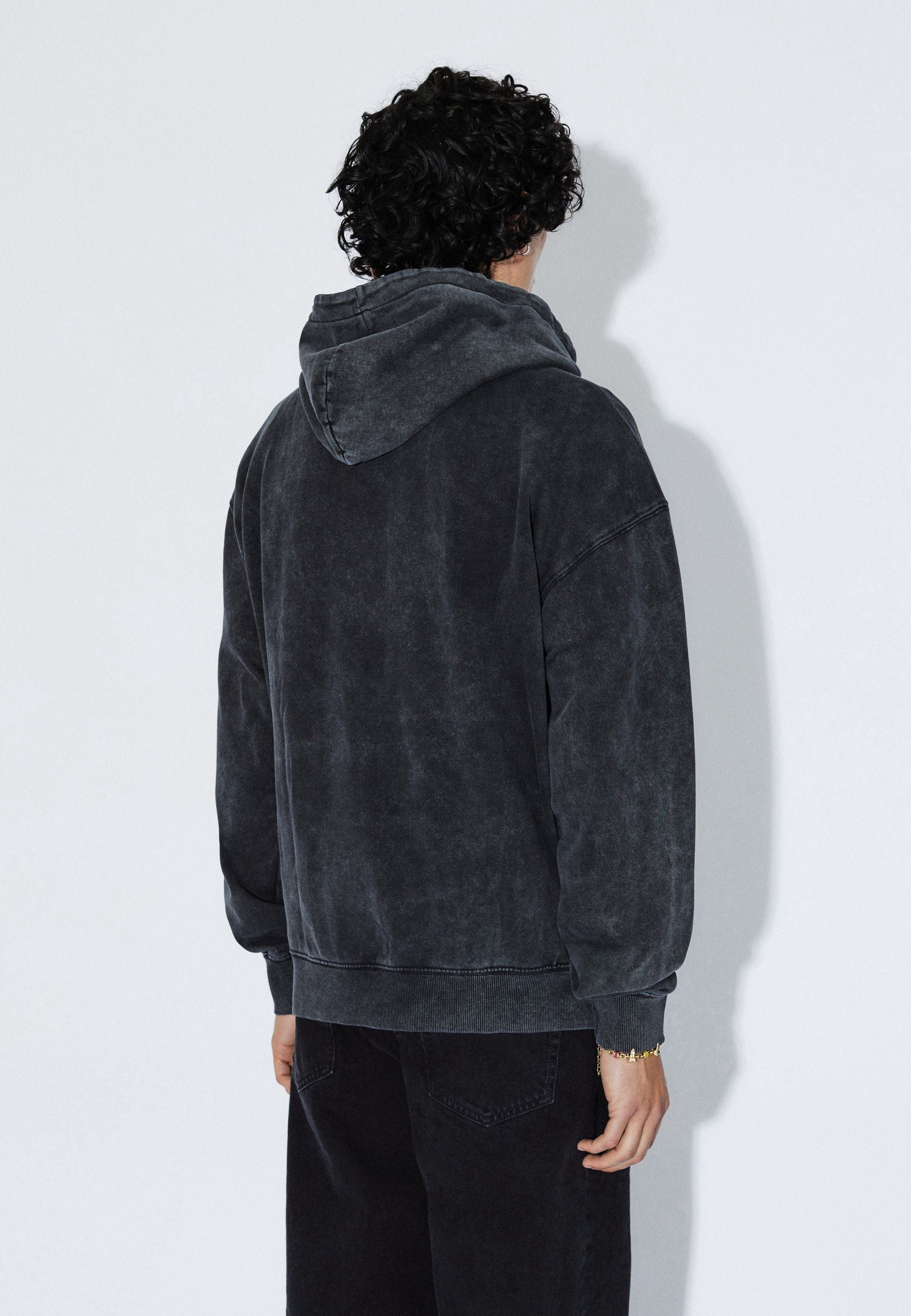 2611112BG4_DrDenim_AidenHoodie_WashedBlackUtopia_Main_M4_1