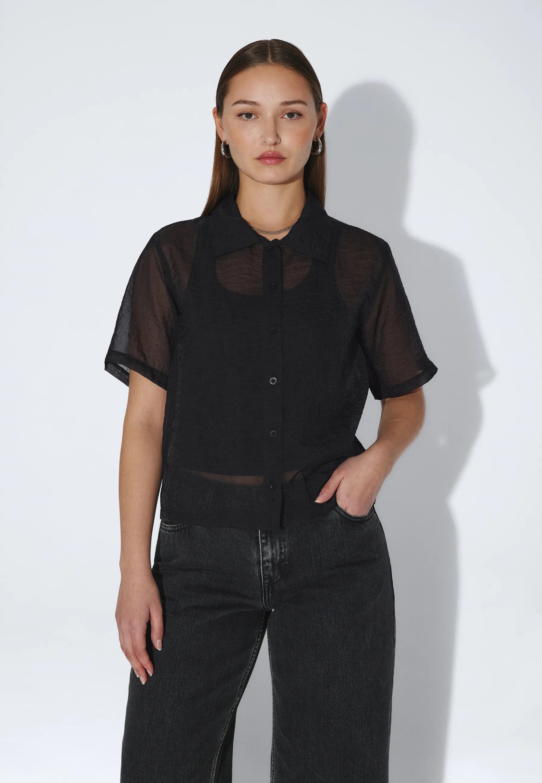 2611115101_DrDenim_HollowShirt_Black_main_W3_1