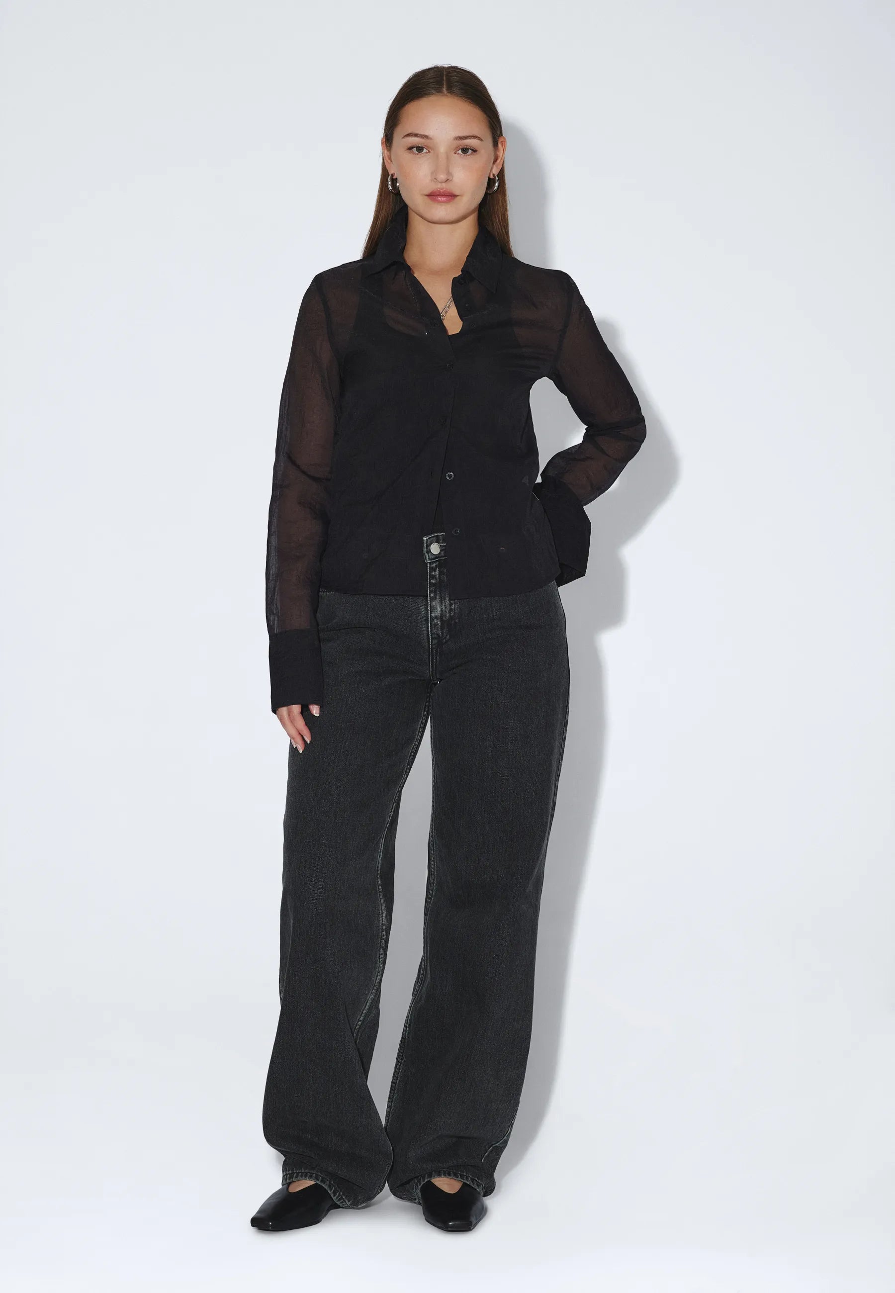 2611116101_DrDenim_MilaShirt_Black_main_W1_3