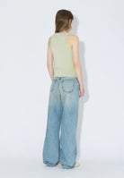 2611120BJ8_DrDenim_MellaTop_LtGreenMono_Main_W2_1