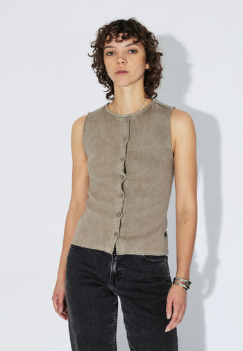 2611121597_DrDenim_LiljaRib_WashedKhaki_Main_W3_3