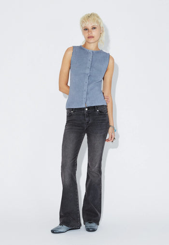 2611121BJ9_DrDenim_LiljaRib_WashedBlue_Main_W1_2