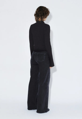 2611124101_DrDenim_ElizaKnitTop_Black_Main_W2_1