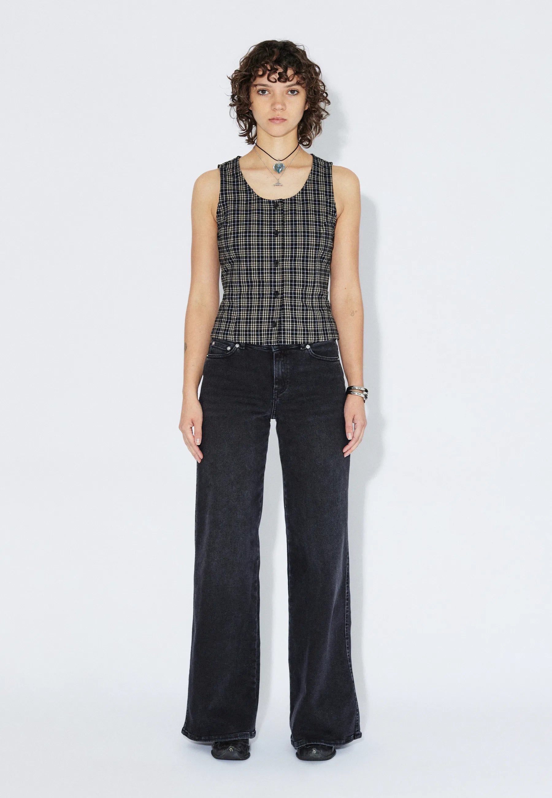 2611125BF8_DrDenim_ZolaTop_BlackSummerCheck_Main_W1_1