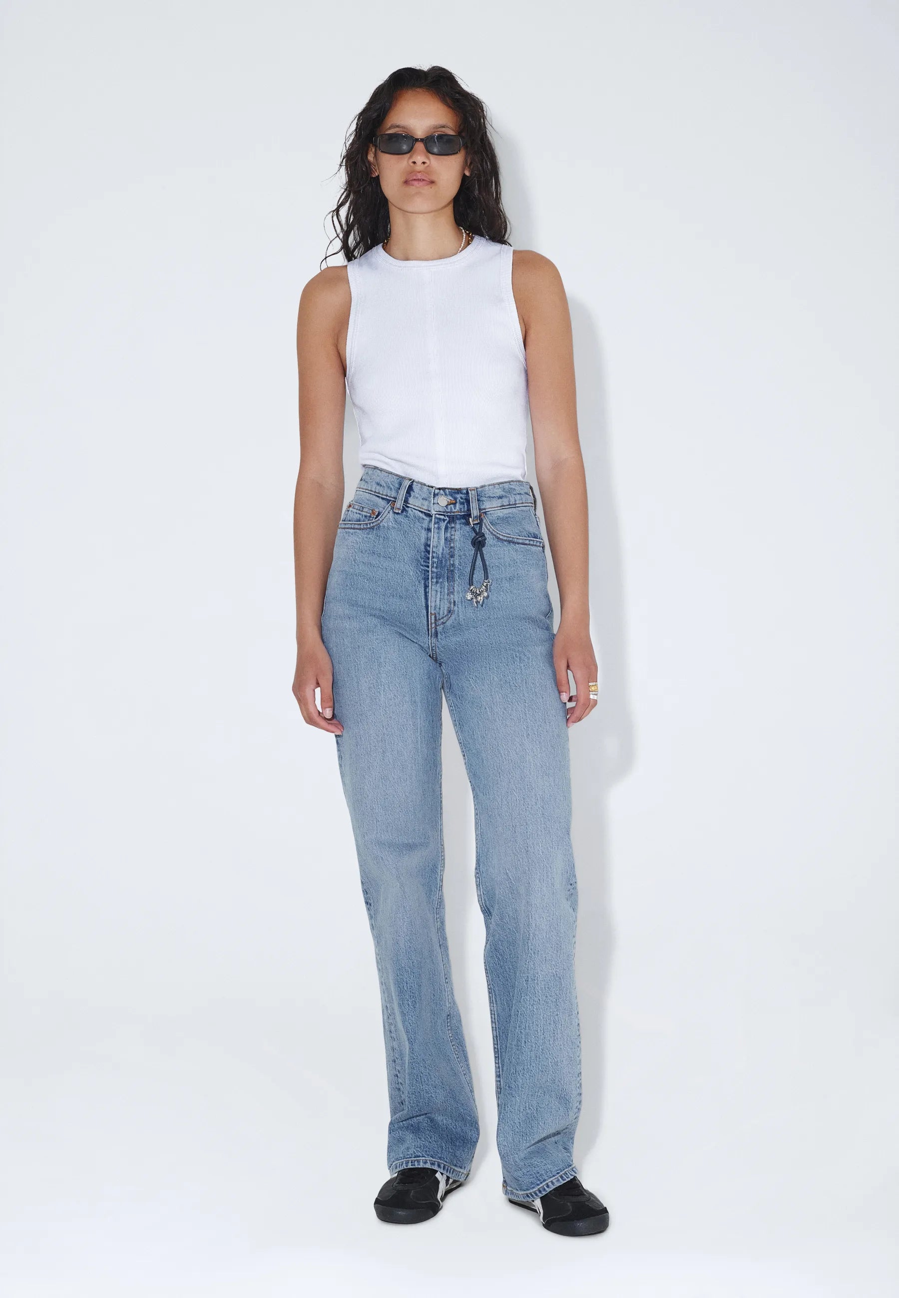 2621105B08_DrDenim_LianTop_WhiteFog_Main_W1_3