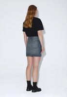2630103L99_DrDenim_ElliSkirt_StreamMidAged_main_W2_1