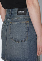 2630103L99_DrDenim_ElliSkirt_StreamMidAged_main_W5_2