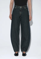 2630104M22_DrDenim_NanciMidBarrelSeam_KodiakDarkRetro_main_W3_1