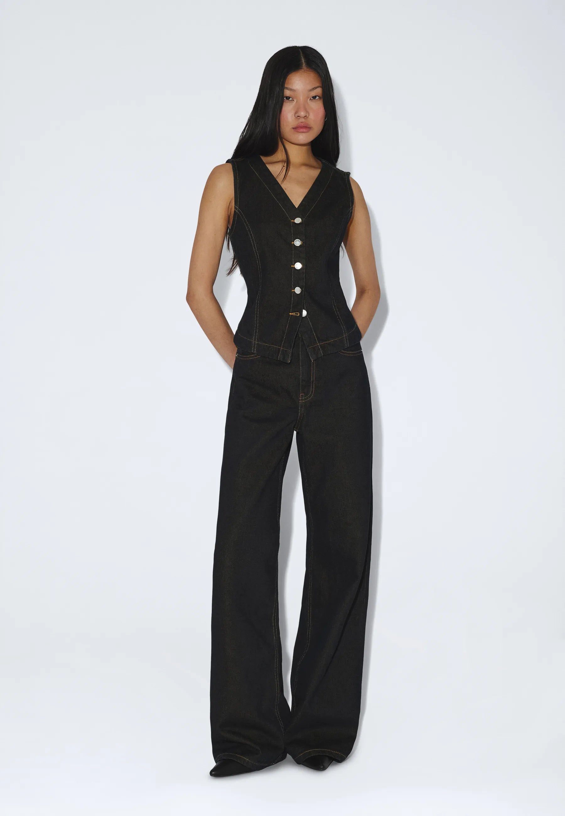 2630105M26_DrDenim_RhueHighWide_KodiakRinse_main_W1_5