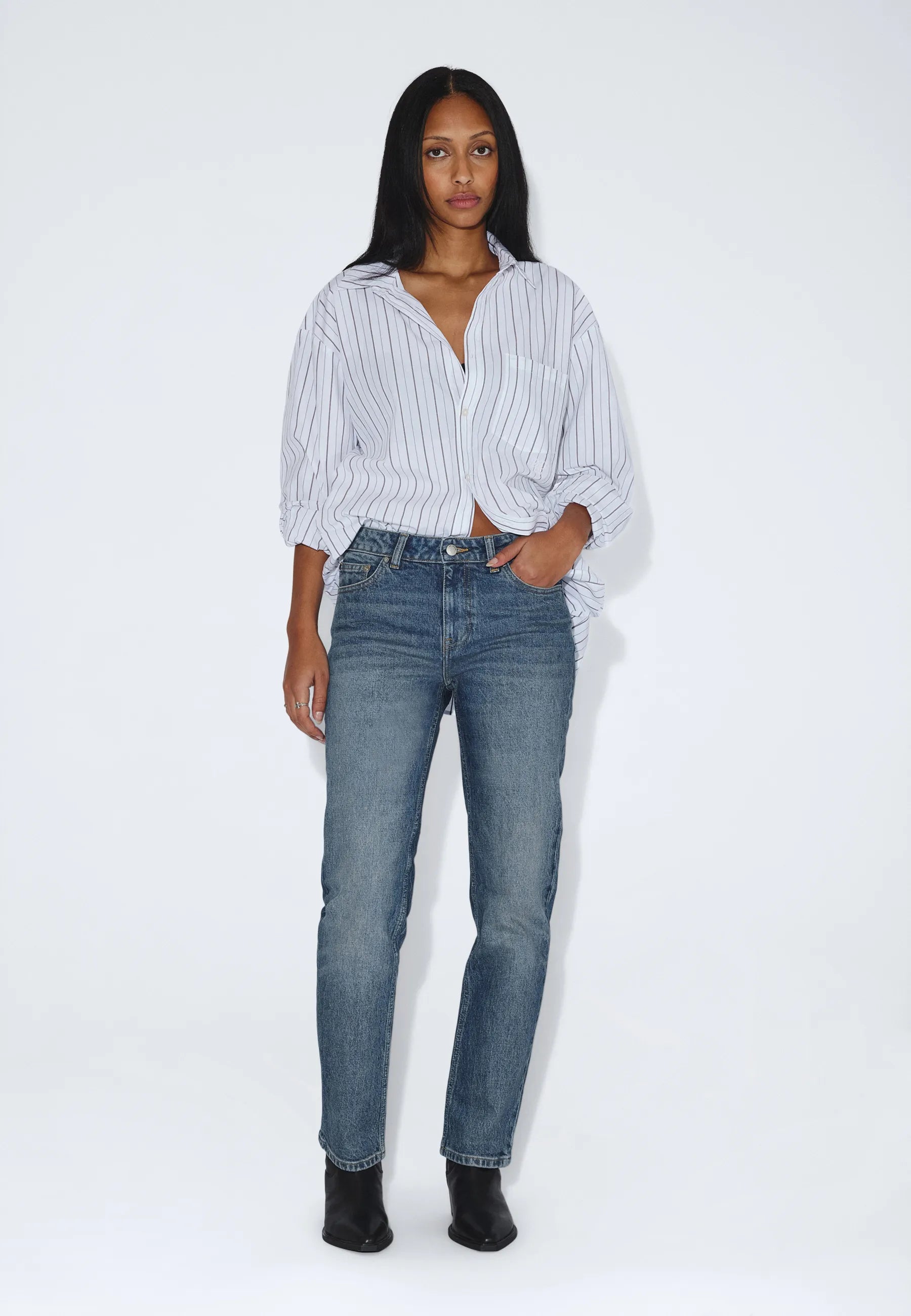2630106L74_DrDenim_StrawMidSlim_BayMidFadeDirt_main_W1_2