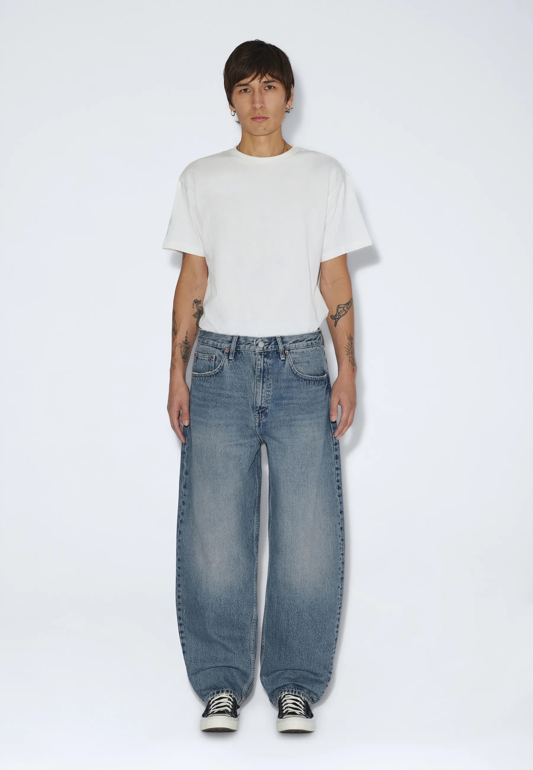 2630107M02_DrDenim_OmarBarrel_DriftSkyUsed_main_M1_1