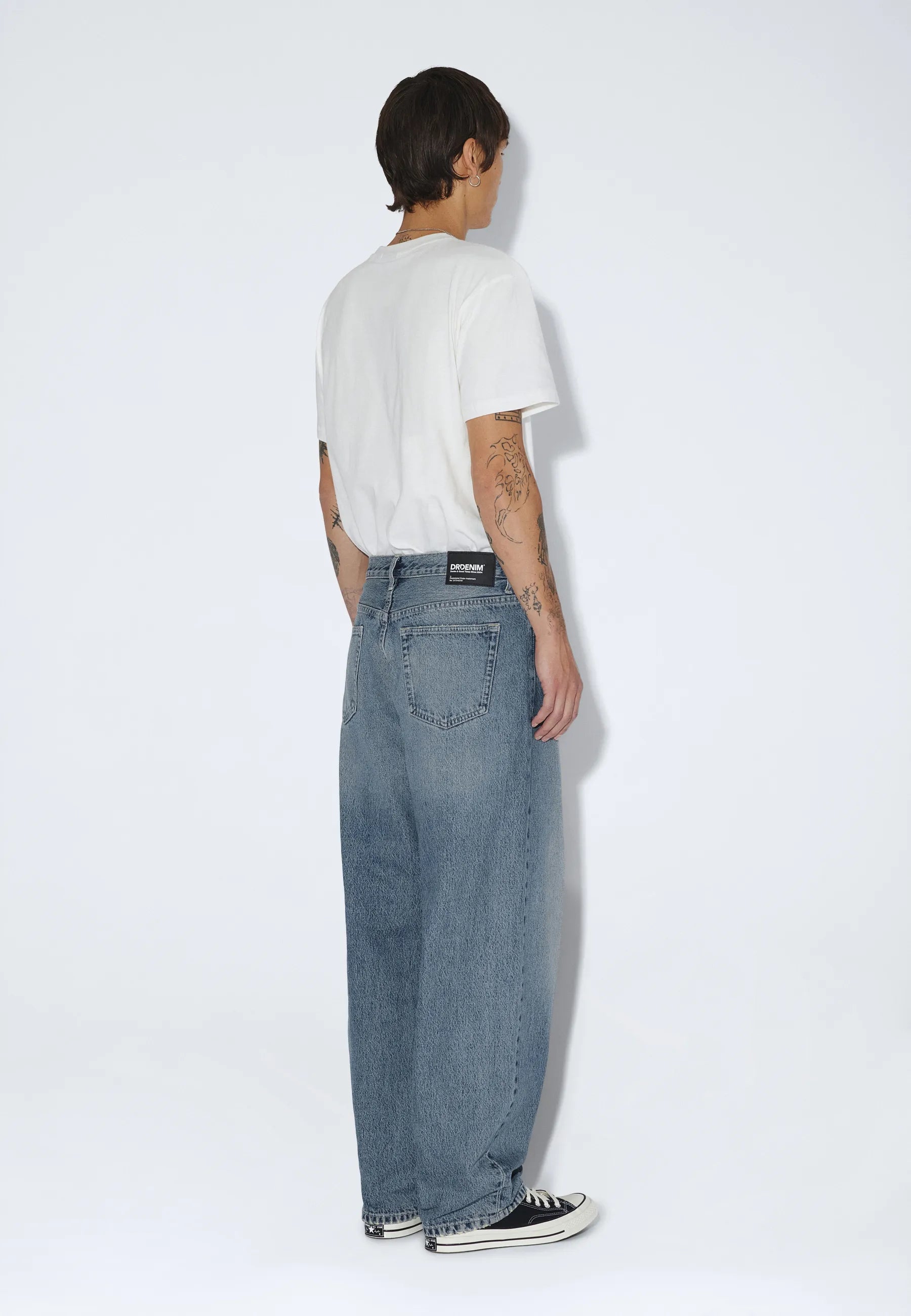 2630107M02_DrDenim_OmarBarrel_DriftSkyUsed_main_M2_1