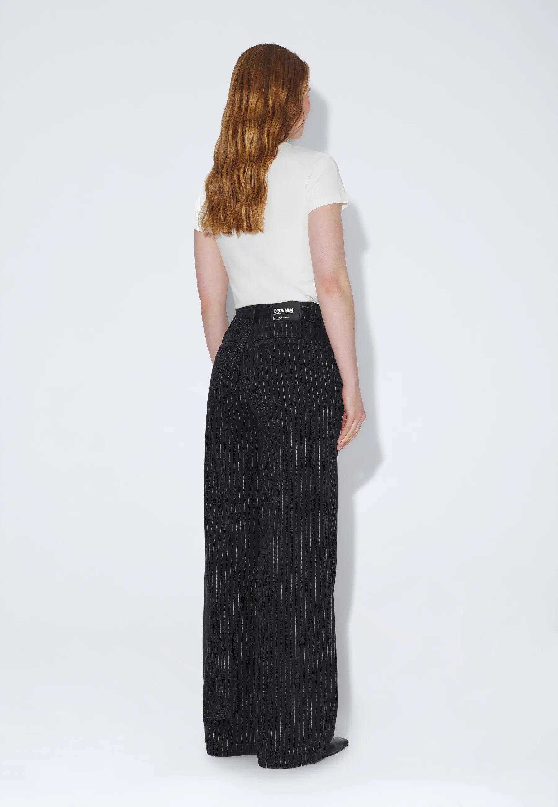 2630109BN6_DrDenim_RhueHighWidePleated_WashedBlackPinstripe_main_W2_1