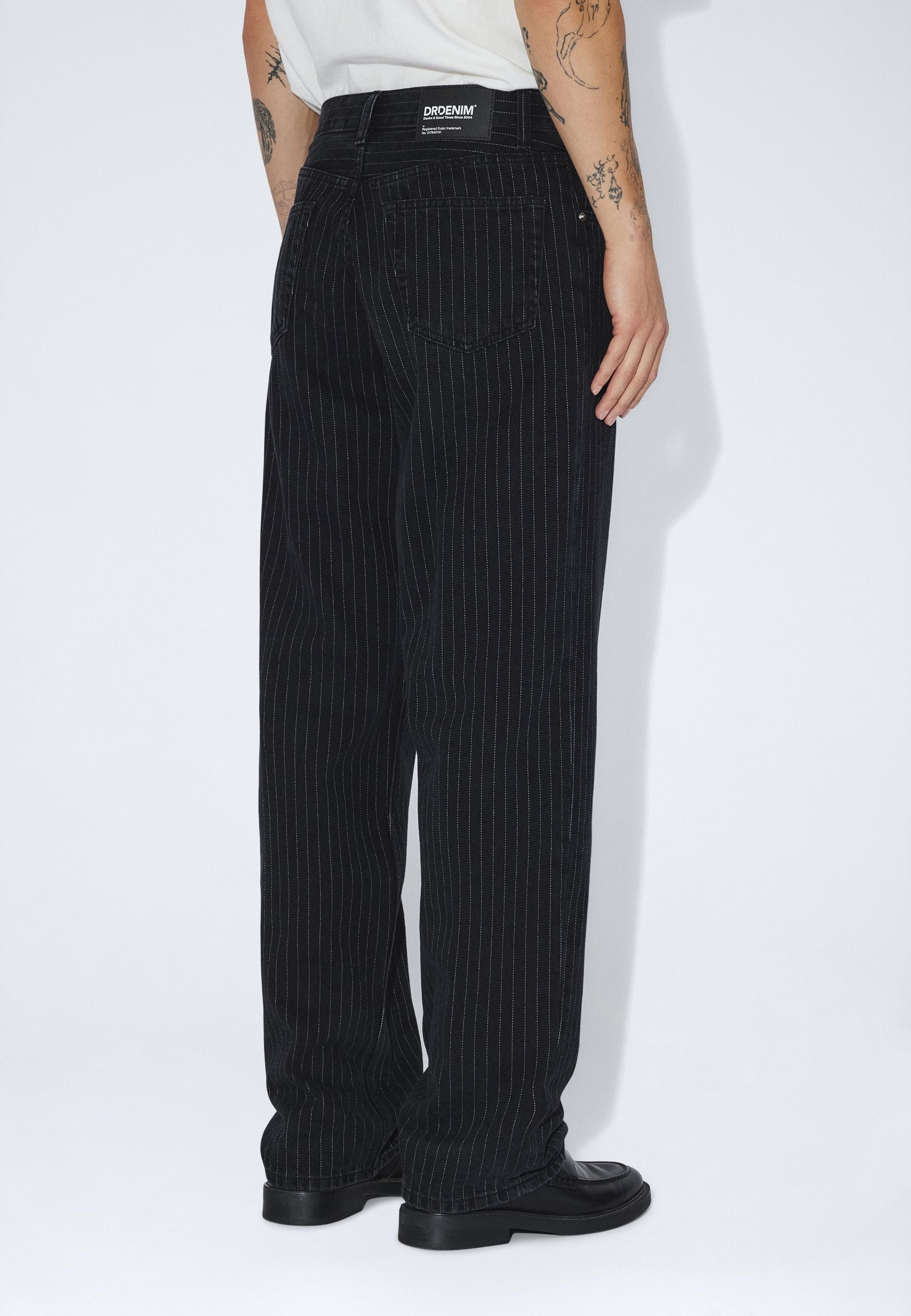 2630110BN6_DrDenim_OmarRelaxedPleated_WashedBlackPinstripe_main_M4_1