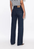2630111L77_DrDenim_EchoMidStraight_BayRinse_Main_W4_1