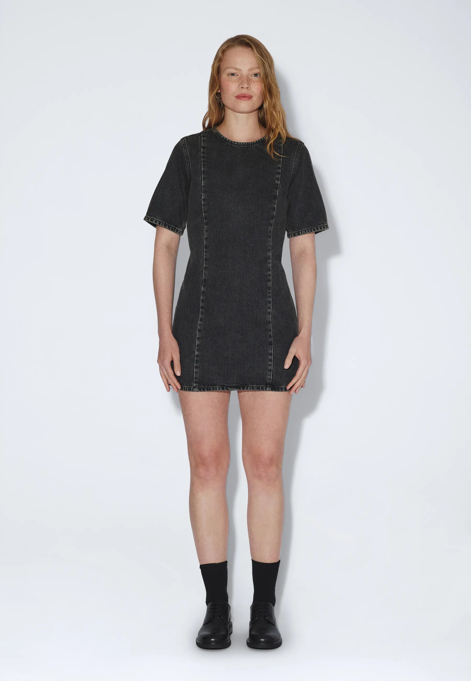 2631101V60_DrDenim_CaliDress_AgedBlack_main_W1_1