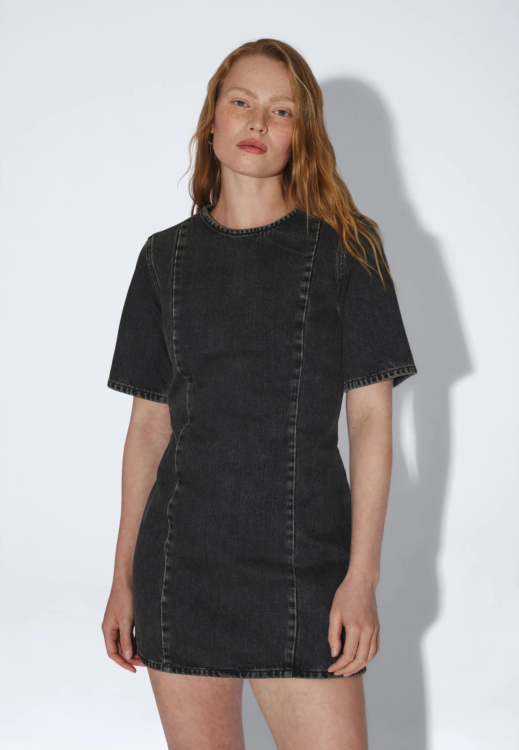 2631101V60_DrDenim_CaliDress_AgedBlack_main_W3_1
