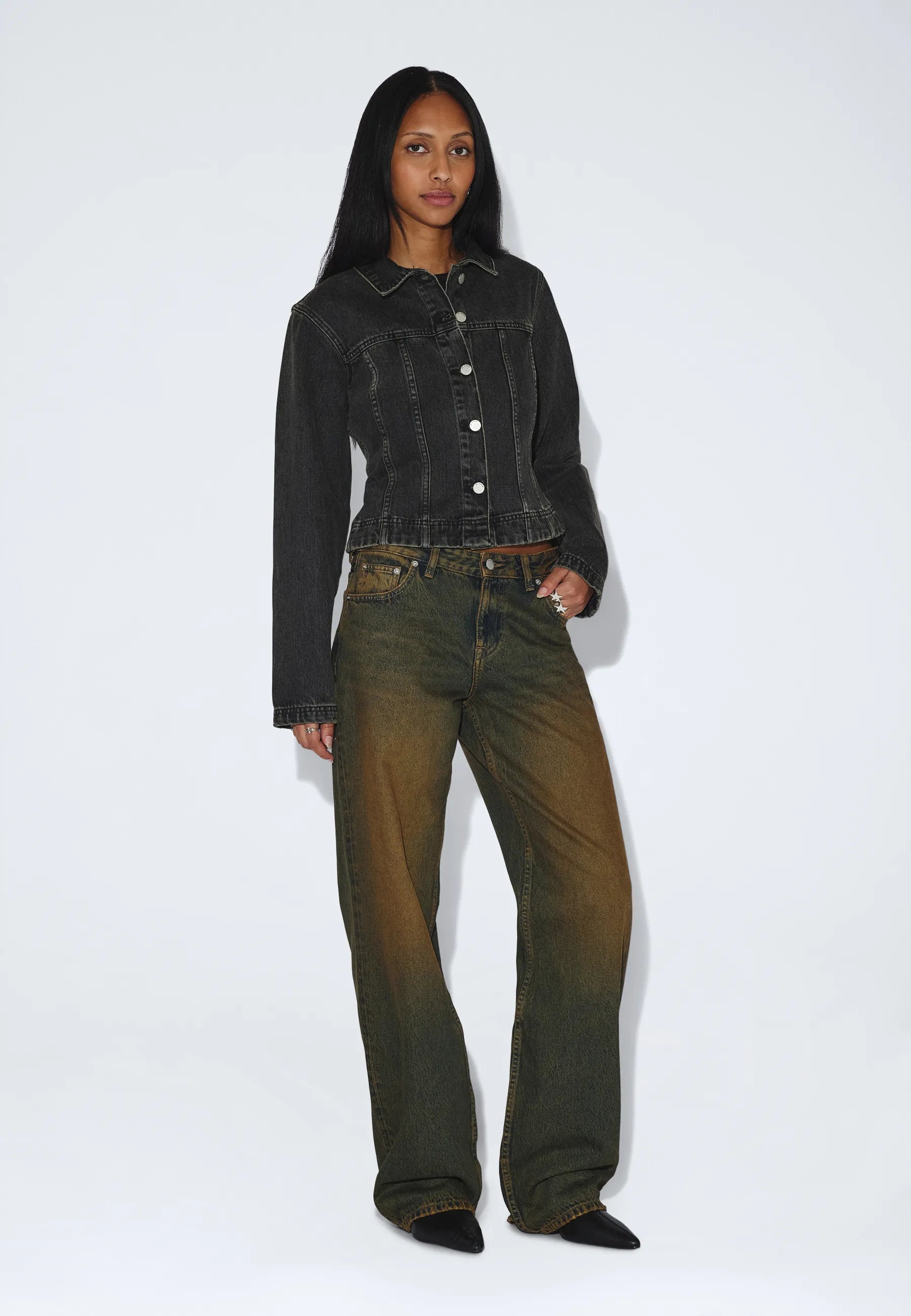 2631102V60_DrDenim_CoraJacket_AgedBlack_main_W1_4