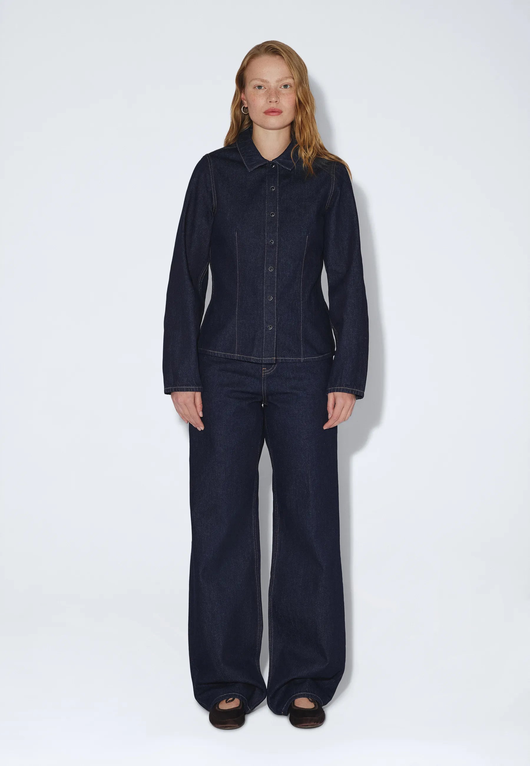 2631103K62_DrDenim_InesDenimShirt_StreamRinse_main_W1_1