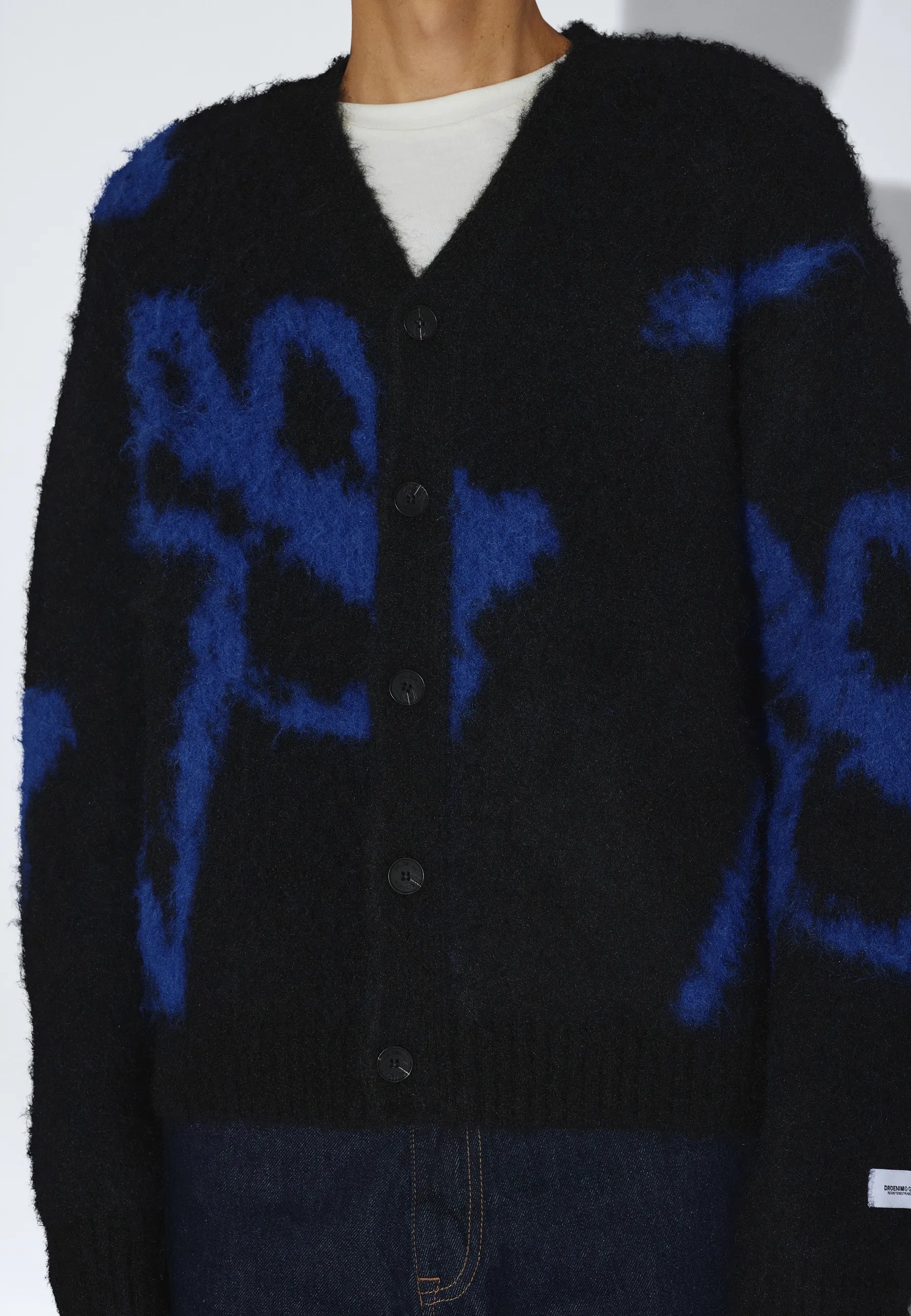 2631110BR3_DrDenim_DigFCardigan_BlackBlueBloom_main_M5_1