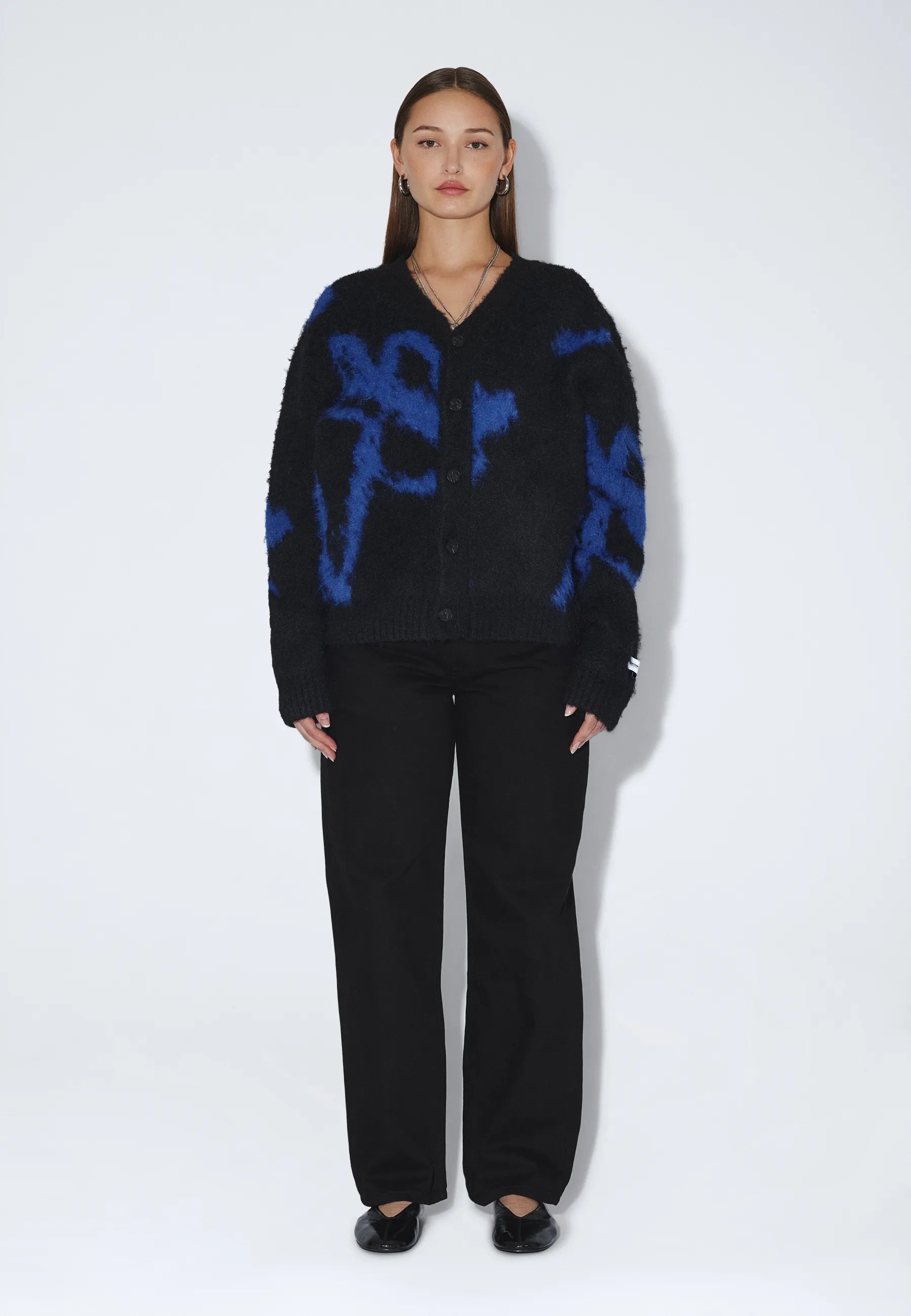 2631110BR3_DrDenim_DigFCardigan_BlackBlueBloom_main_W1_1