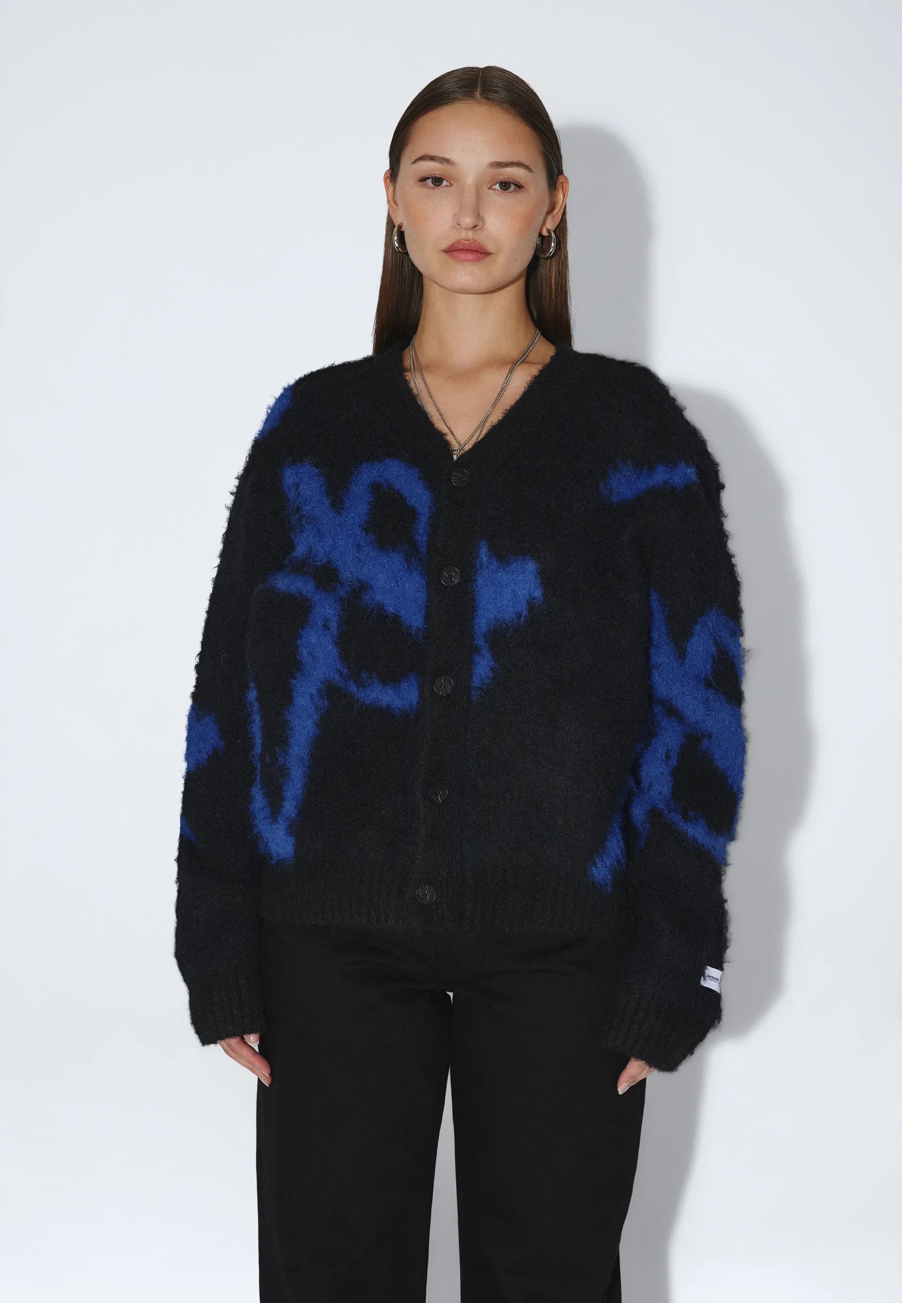 2631110BR3_DrDenim_DigFCardigan_BlackBlueBloom_main_W3_1