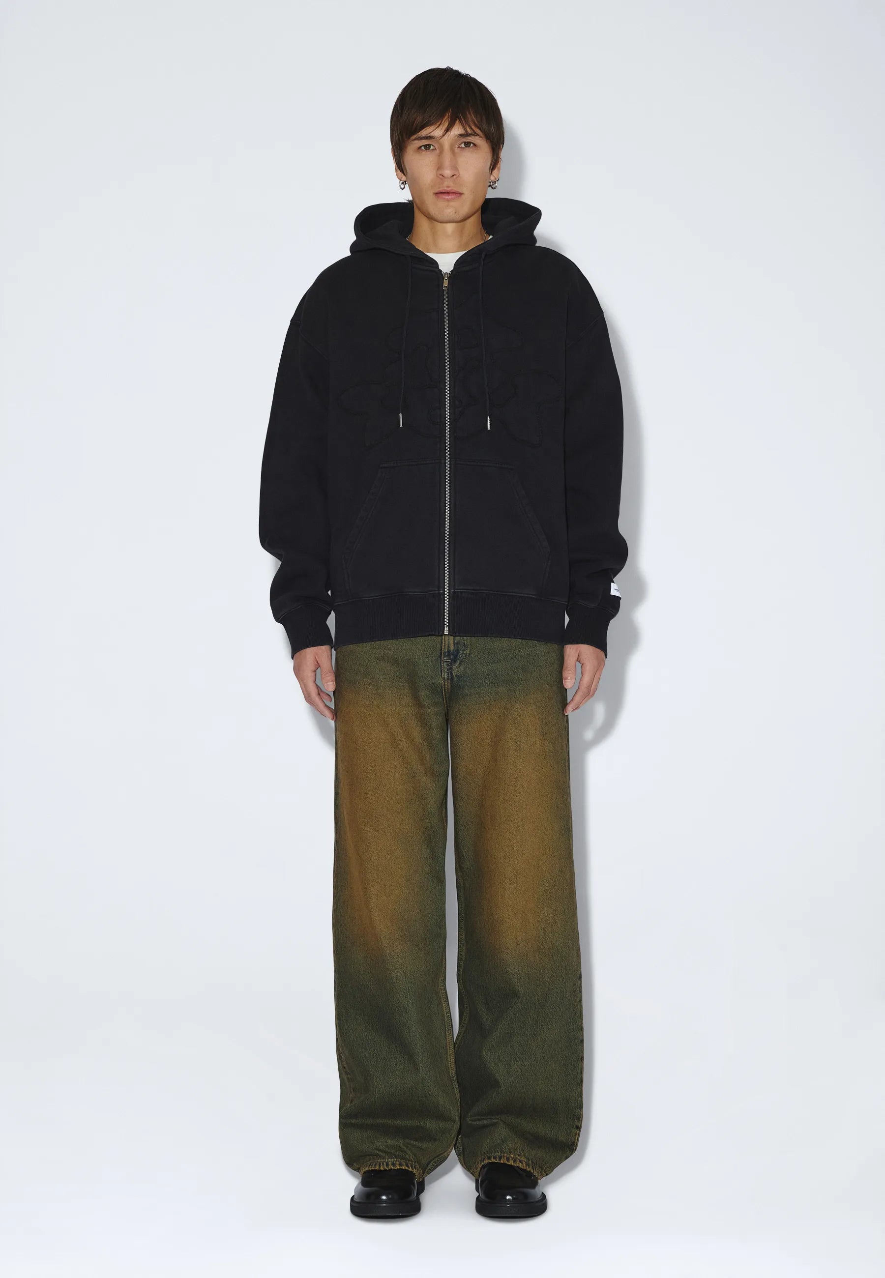 2631115BN7_DrDenim_AidenZipHoodie_WashedBlackPatch_main_M1_1