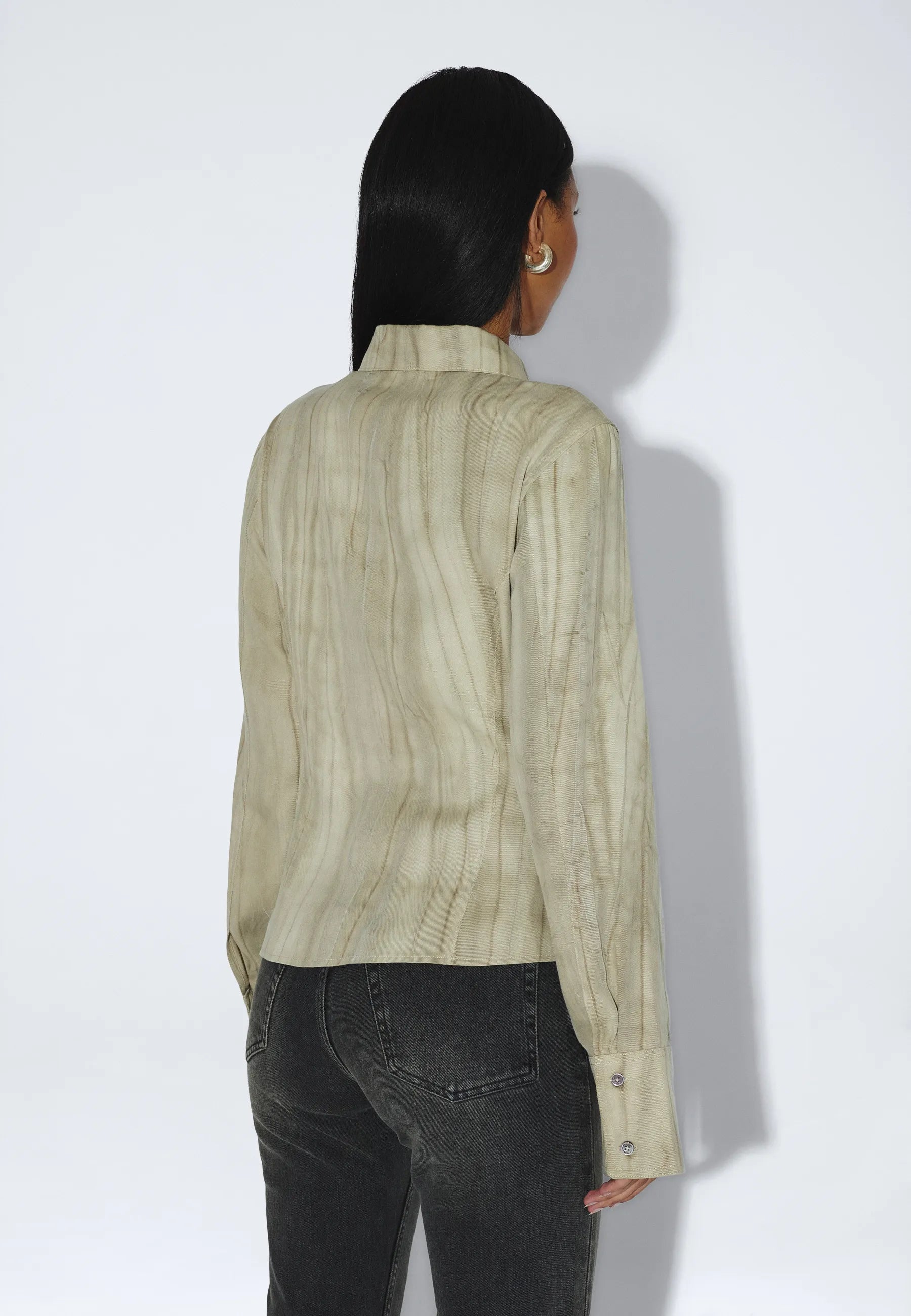 2631118BR1_DrDenim_MilaSeamShirt_WashedBeige_main_W4_1