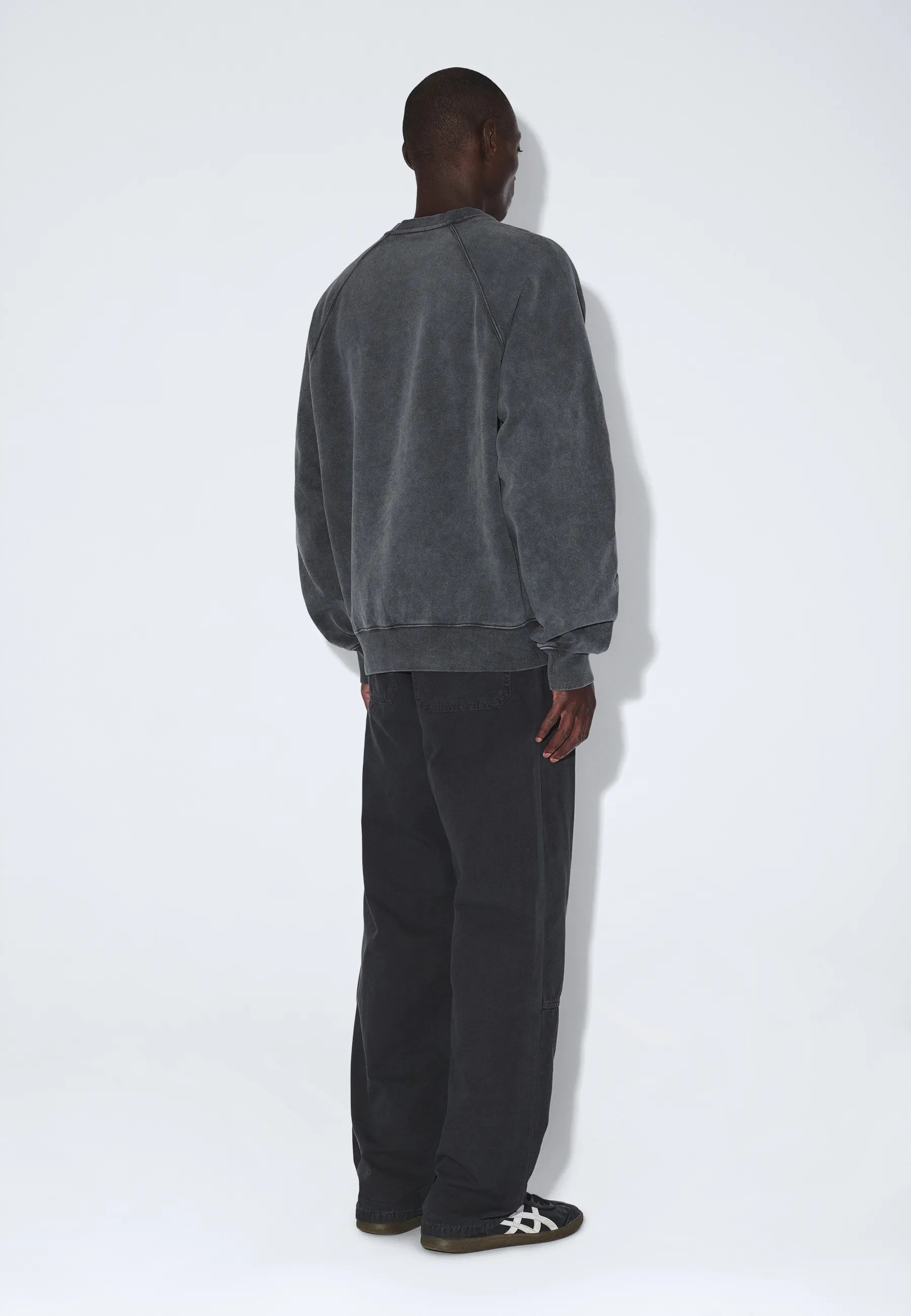 2631123BP1_DrDenim_AndieSweater_GreyBlackOverdye_main_M2_1