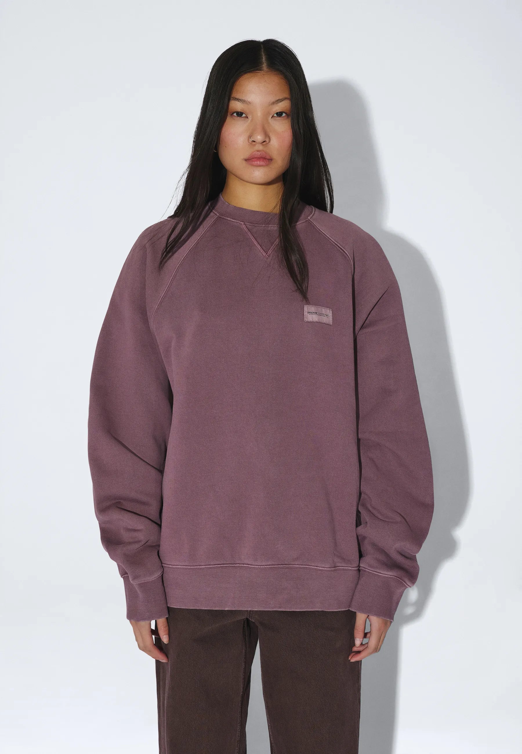 2631123BP2_DrDenim_AndieSweater_AubergineOverdye_main_W3_1