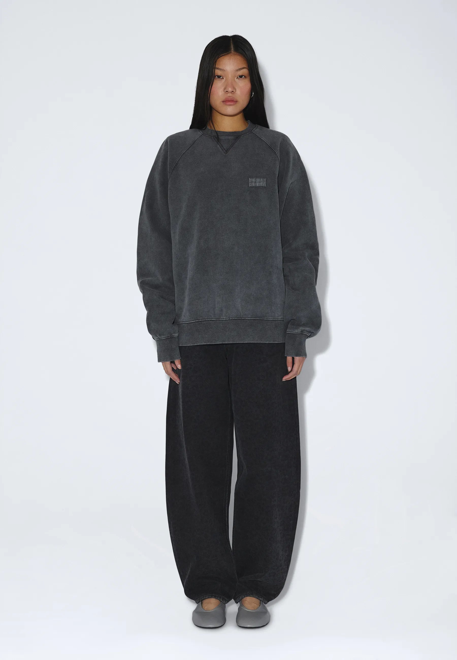 2631123BP2_DrDenim_AndieSweater_GreyBlackOverdye_main_W1_1