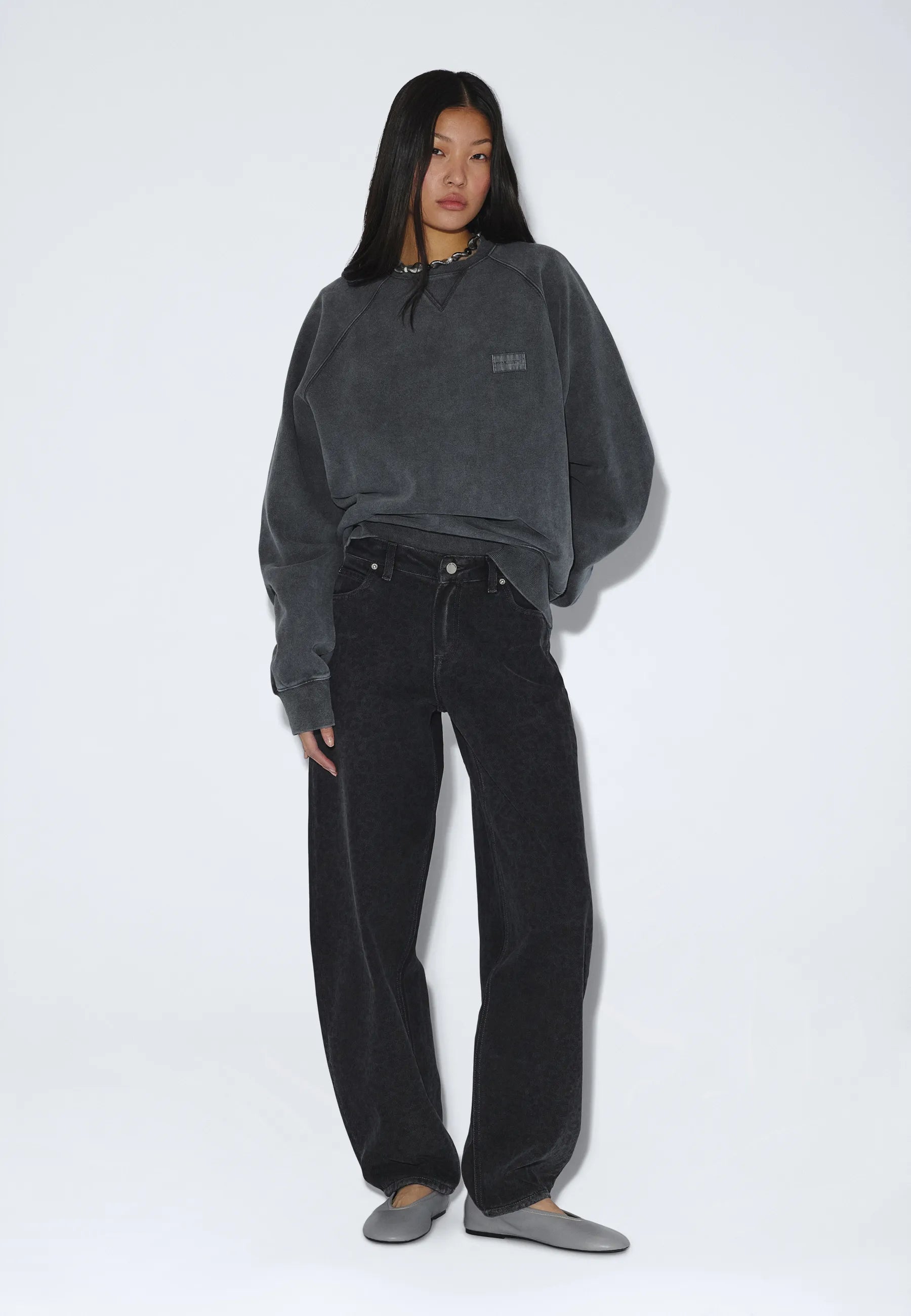 2631123BP2_DrDenim_AndieSweater_GreyBlackOverdye_main_W1_2